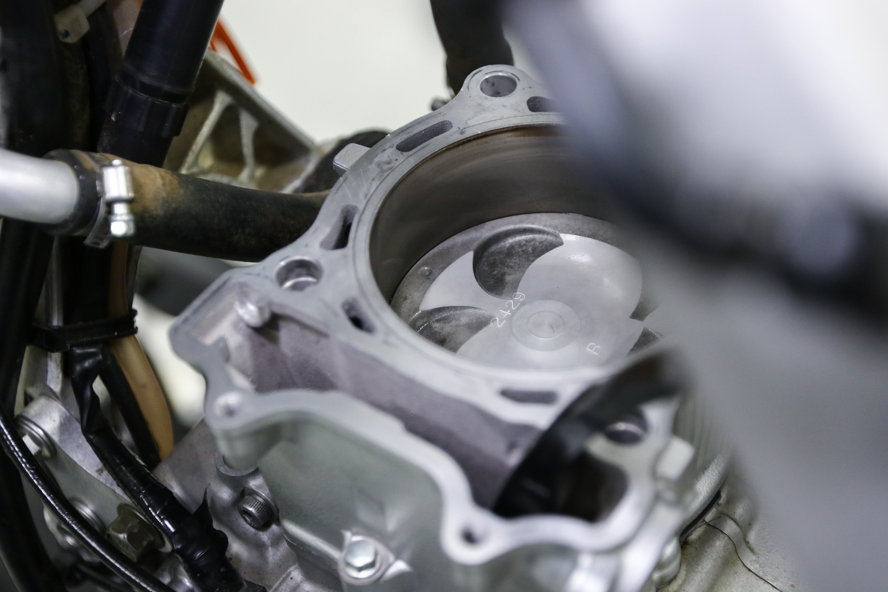 How To Rebuild a 4Stroke Top End in your Dirt Bike or ATV